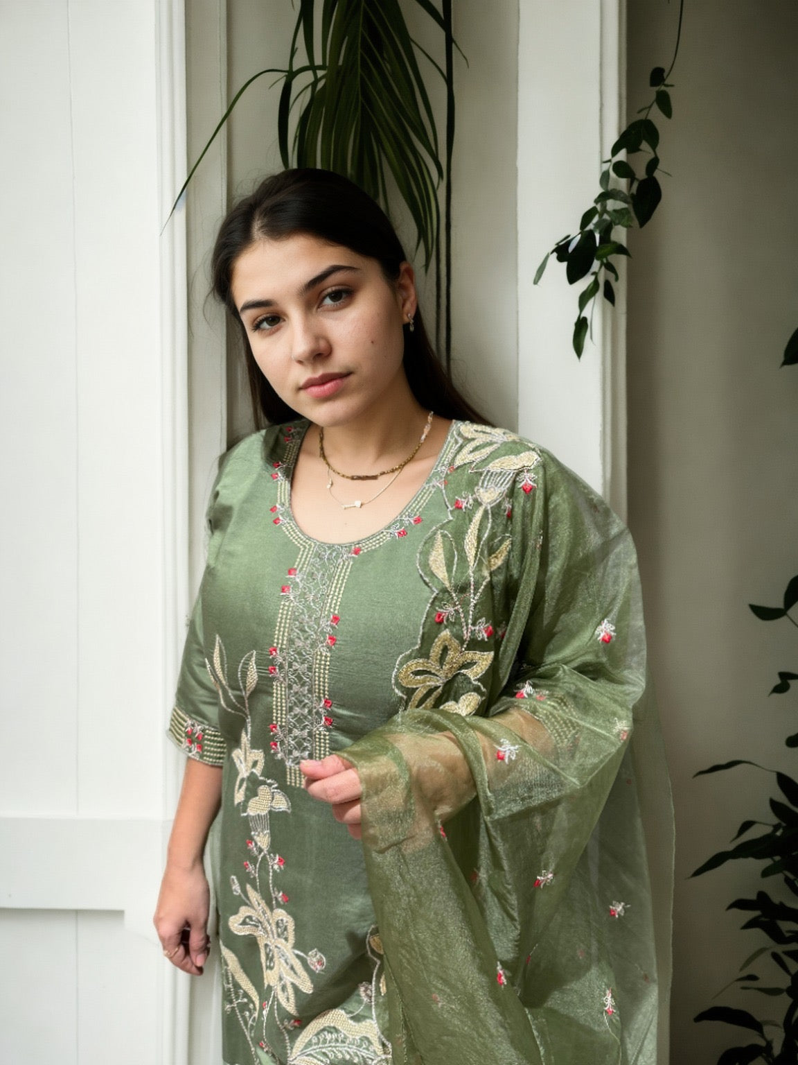 ✨ Noor-E-Nazaakat Embroidered Suit Set