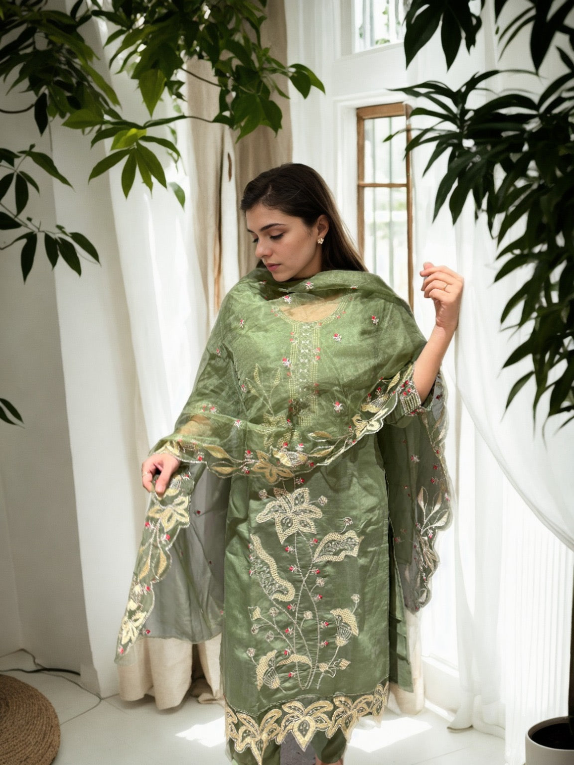 ✨ Noor-E-Nazaakat Embroidered Suit Set