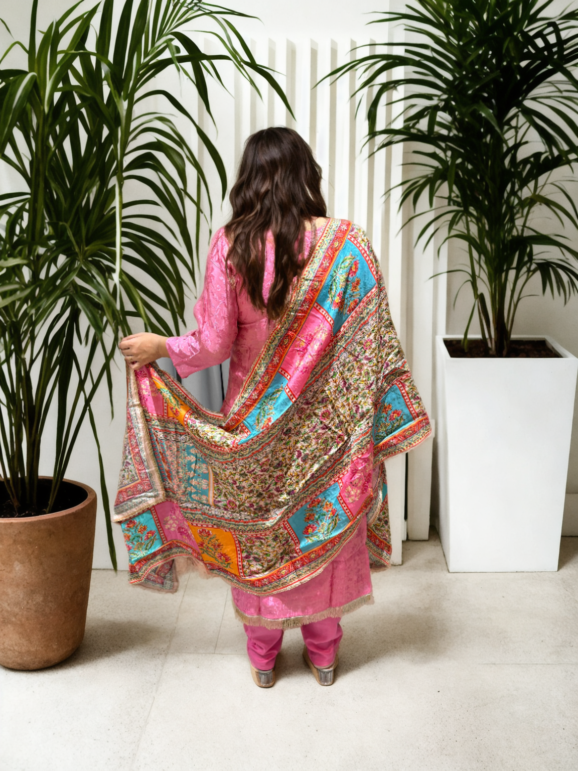 Pink Jacquard Kurta Set with Digital Embroidery & Multi-Silk Dupatta