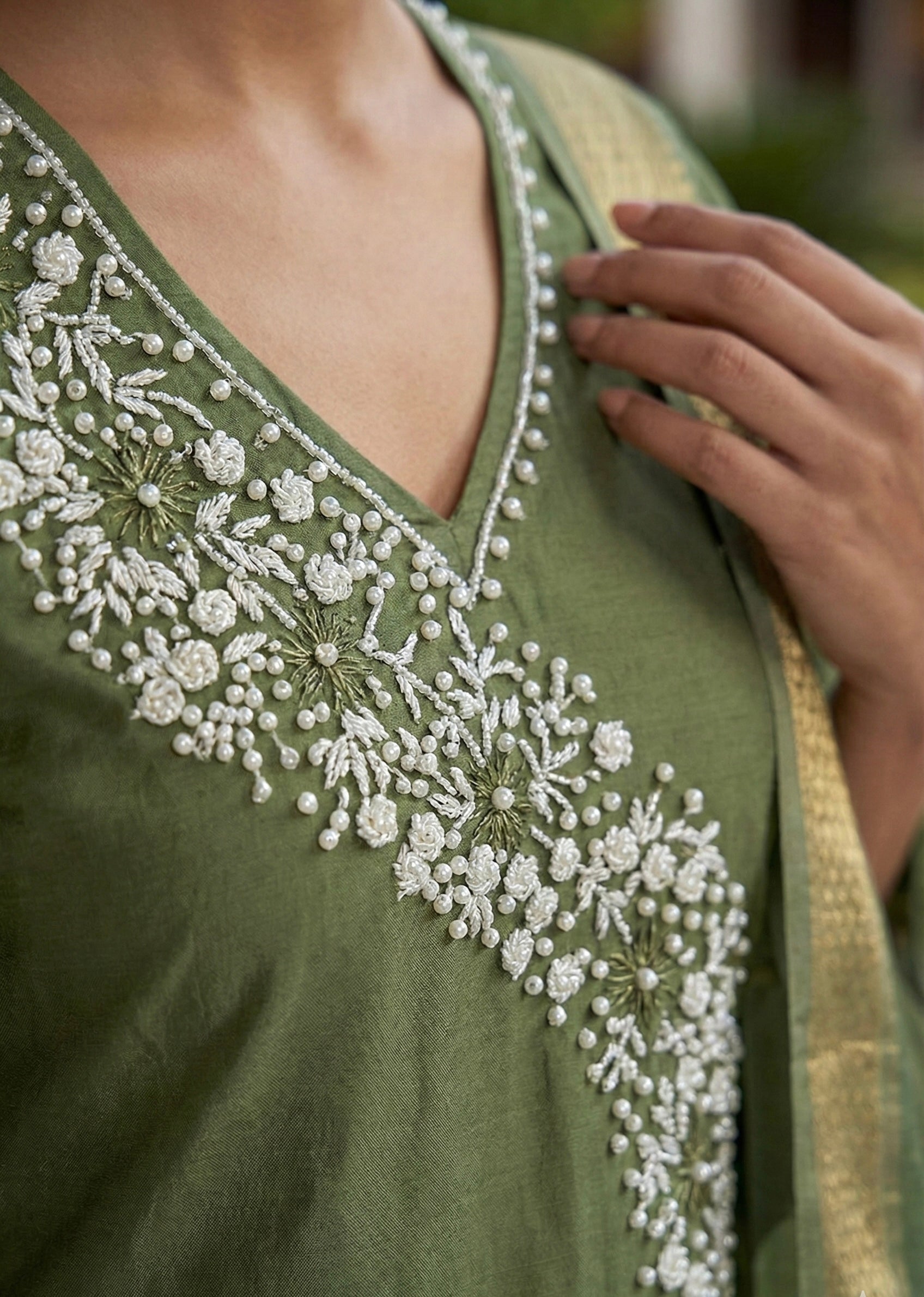 MeeraSetu Roman Elegance – Rose Pink Handwork Kurti Set with Chanderi Dupatta