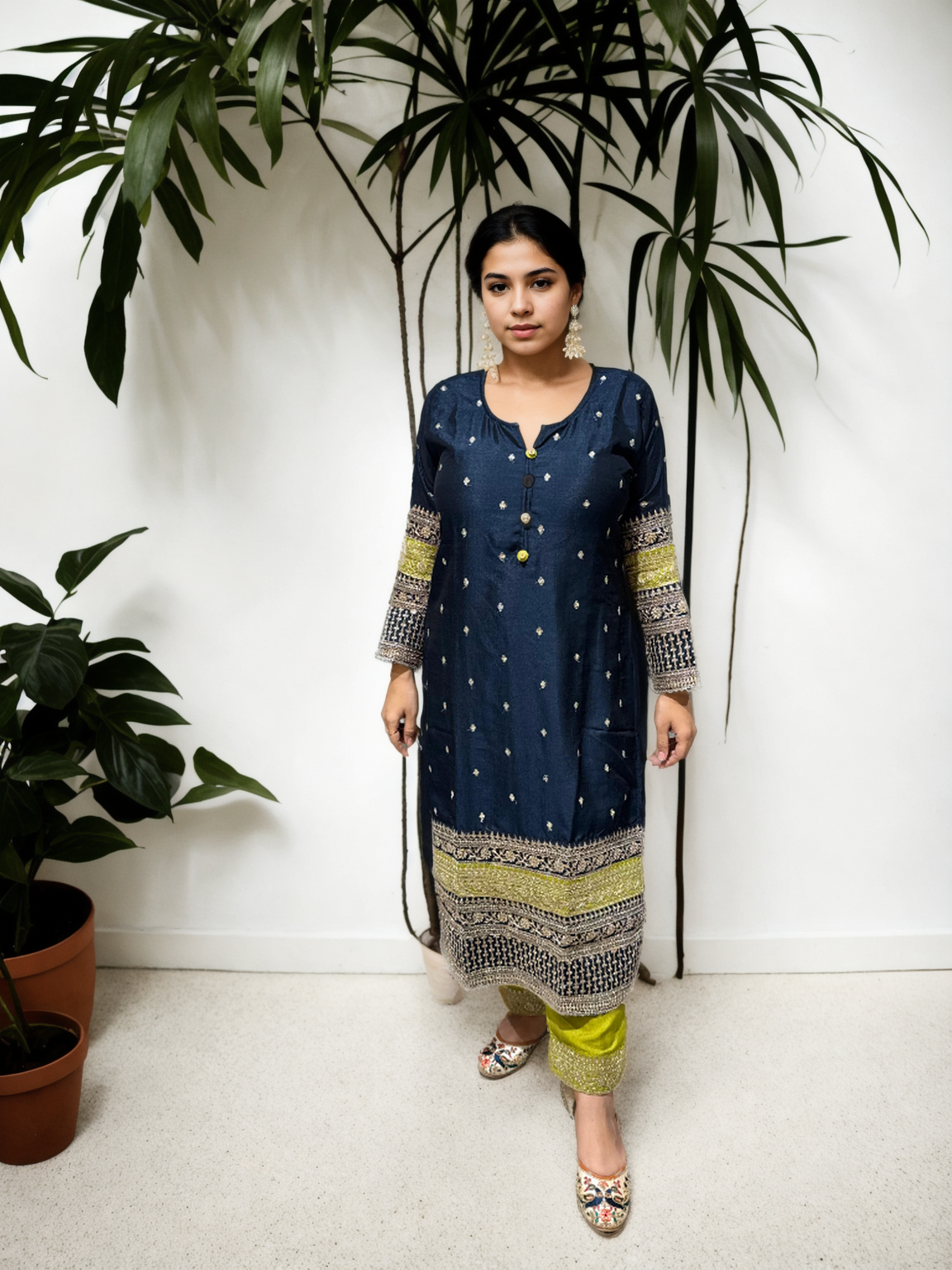 Vichitra Silk Suit Set with Embellished Kurta & Matching Dupatta – Dual Shades