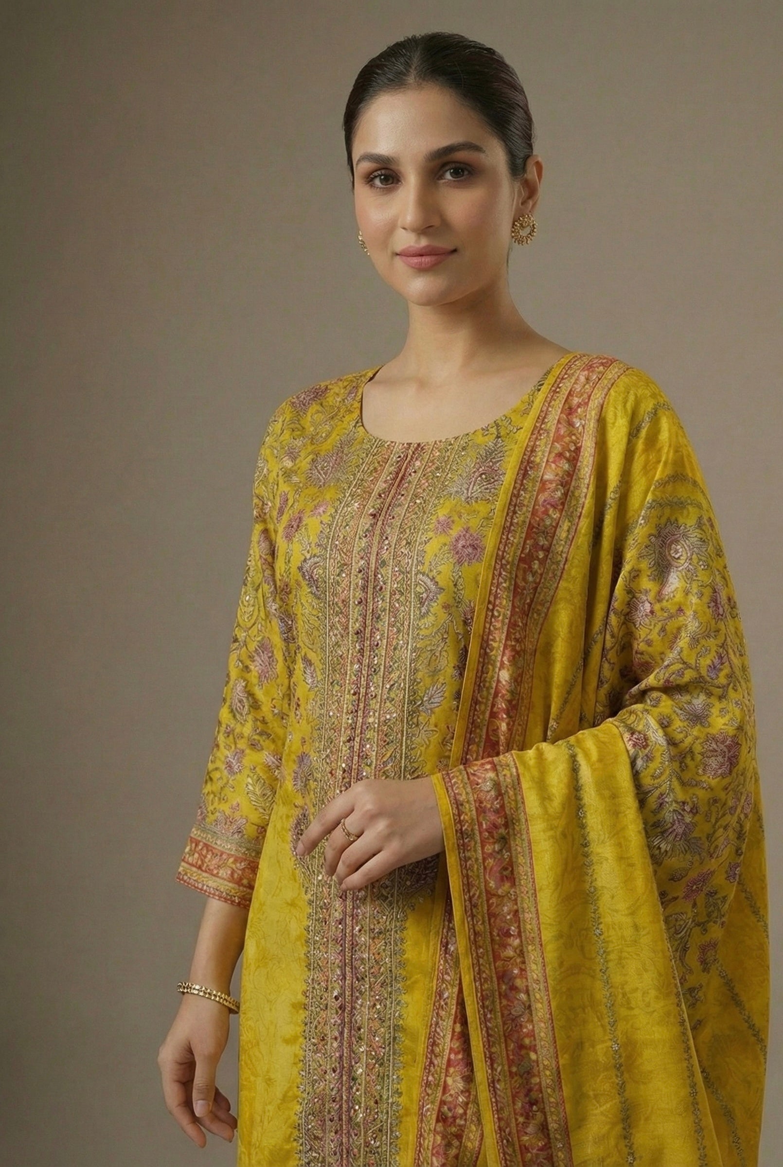 The Golden Radiance: Premium Chinon Silk Handcrafted Set