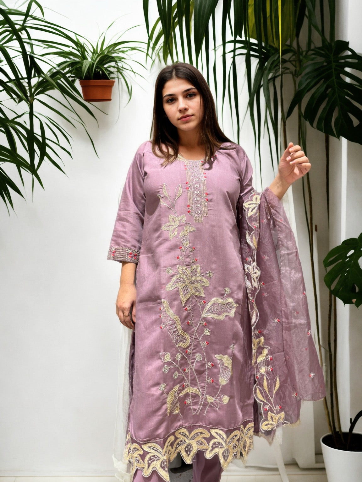 ✨ Noor-E-Nazaakat Embroidered Suit Set
