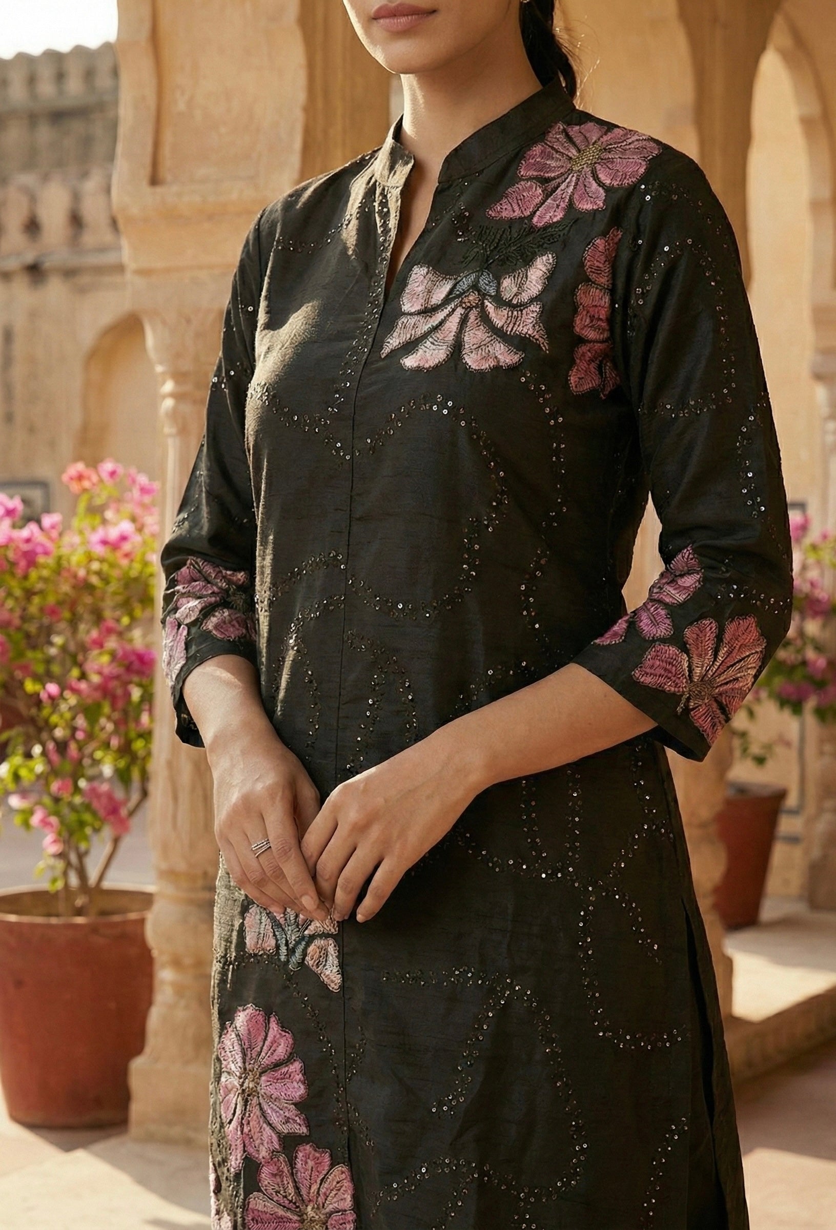 Chikan-Inspired Kurta Set with Bold Floral Appliqué