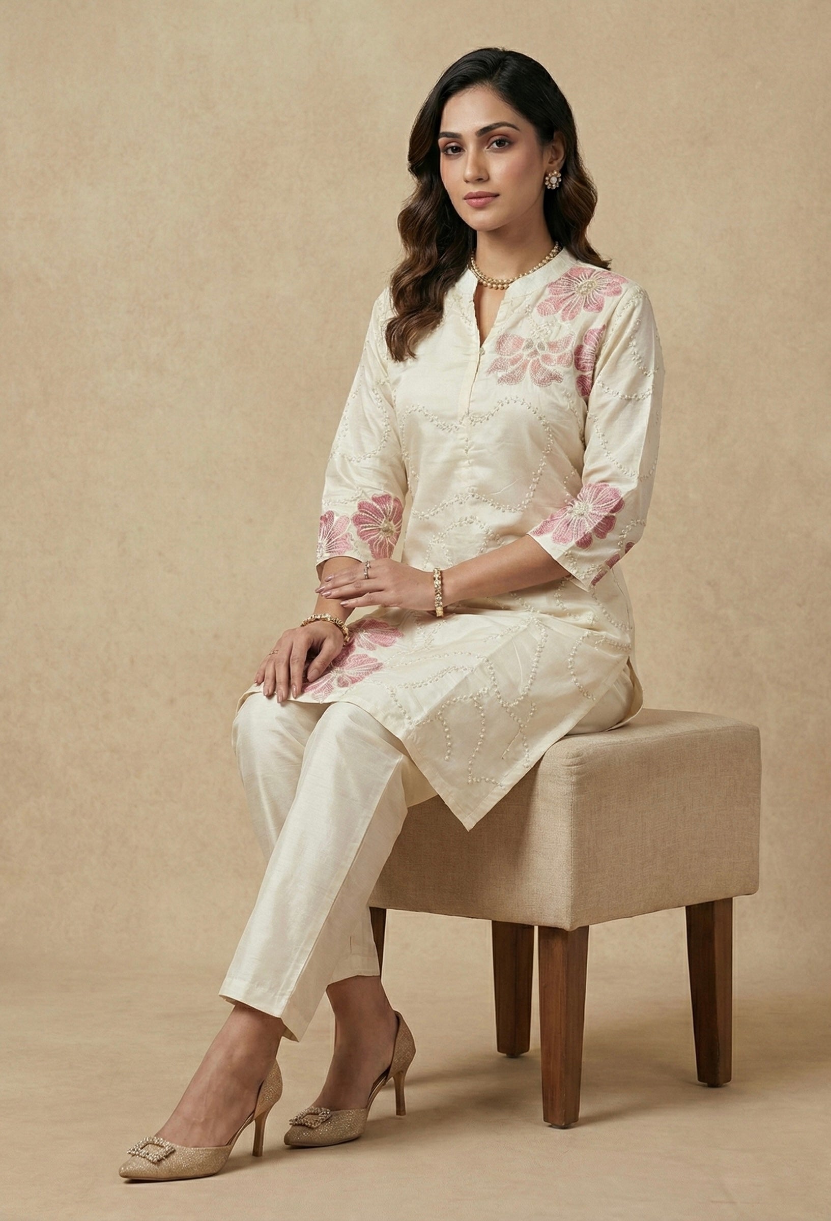 Chikan-Inspired Kurta Set with Bold Floral Appliqué