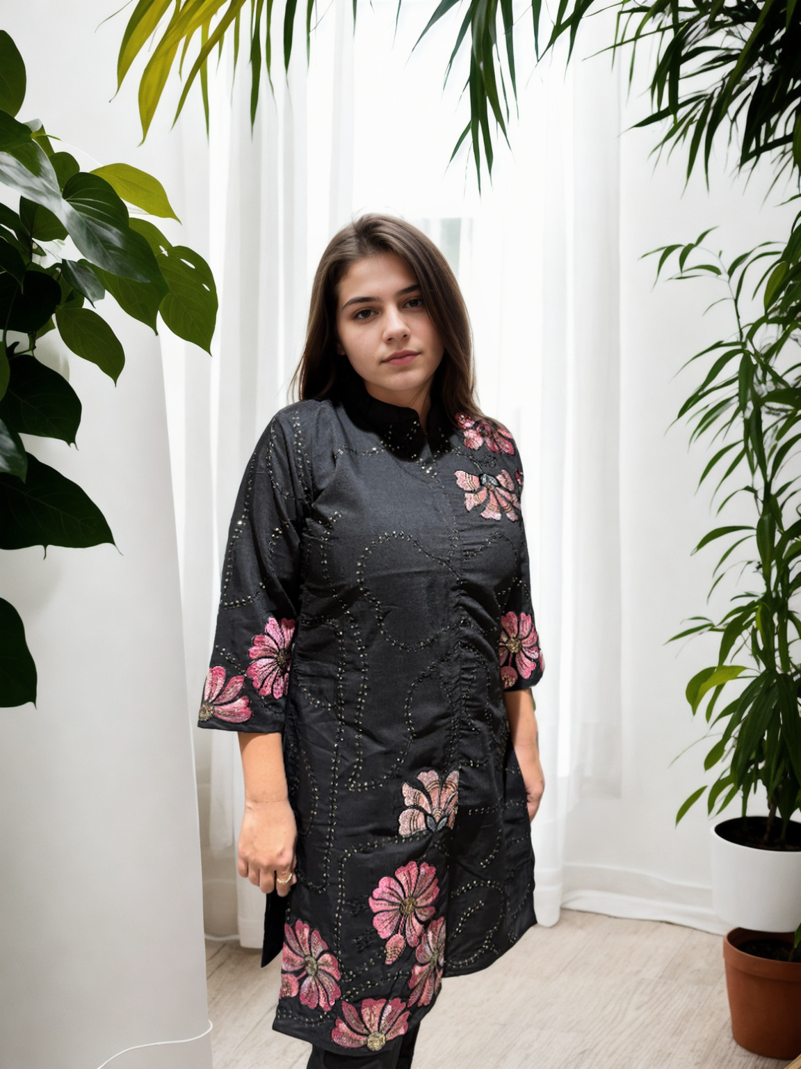 Chikan-Inspired Kurta Set with Bold Floral Appliqué